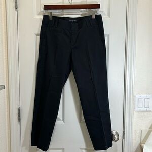 Banana republic Woman’s size 6 black slacks trousers. Ankle length 5 pocket EUC